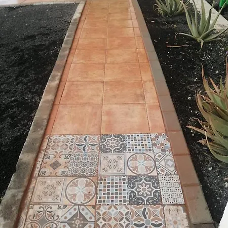アパート Casa Antonia Reyes, A La Sombra De Famara Muñique