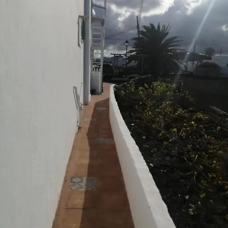 Casa Antonia Reyes, A La Sombra De Famara شقة *