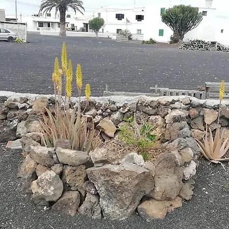 Casa Antonia Reyes, A La Sombra De Famara Munique
