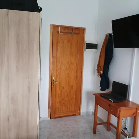 Casa Antonia Reyes, A La Sombra De Famara Apartment *