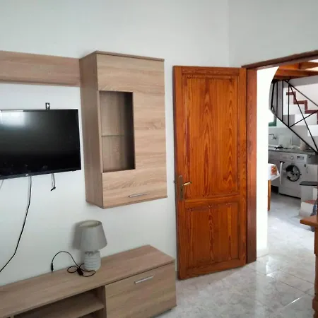 Casa Antonia Reyes, A La Sombra De Famara شقة Munique