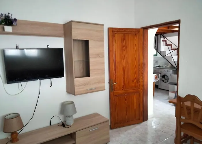 Casa Antonia Reyes, A La Sombra De Famara Appartamento Munique