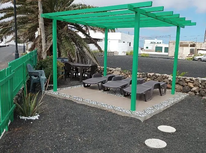 Casa Antonia Reyes, A La Sombra De Famara Appartamento Munique