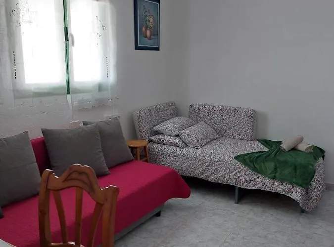 Casa Antonia Reyes, A La Sombra De Famara * Munique